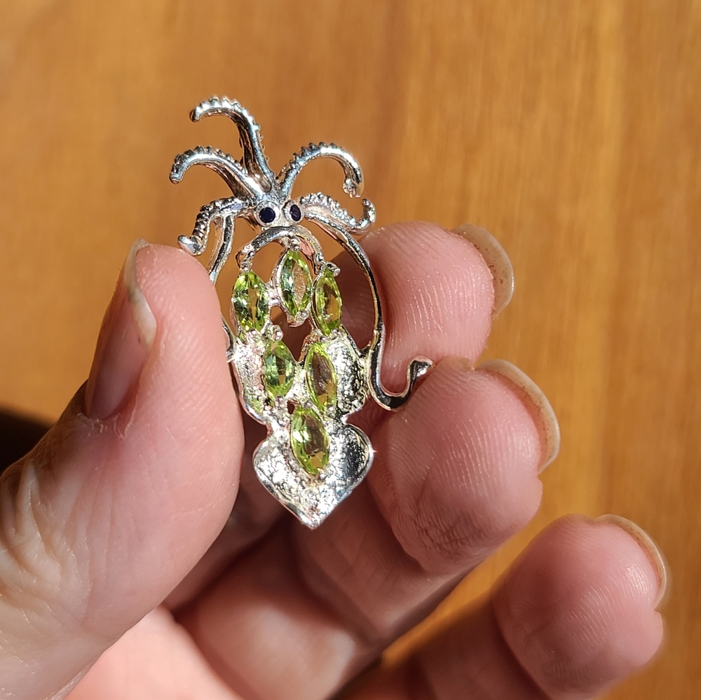 Peridot & Sapphire sterling octopus 🐙 pentand - Picture 5 of 5